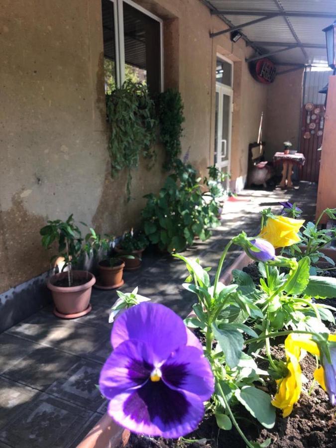 Lind Guest House B&B Gyumri Exterior foto