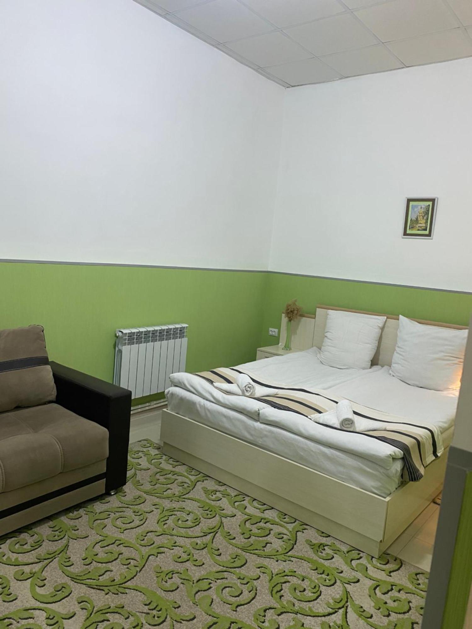 Lind Guest House B&B Gyumri Exterior foto